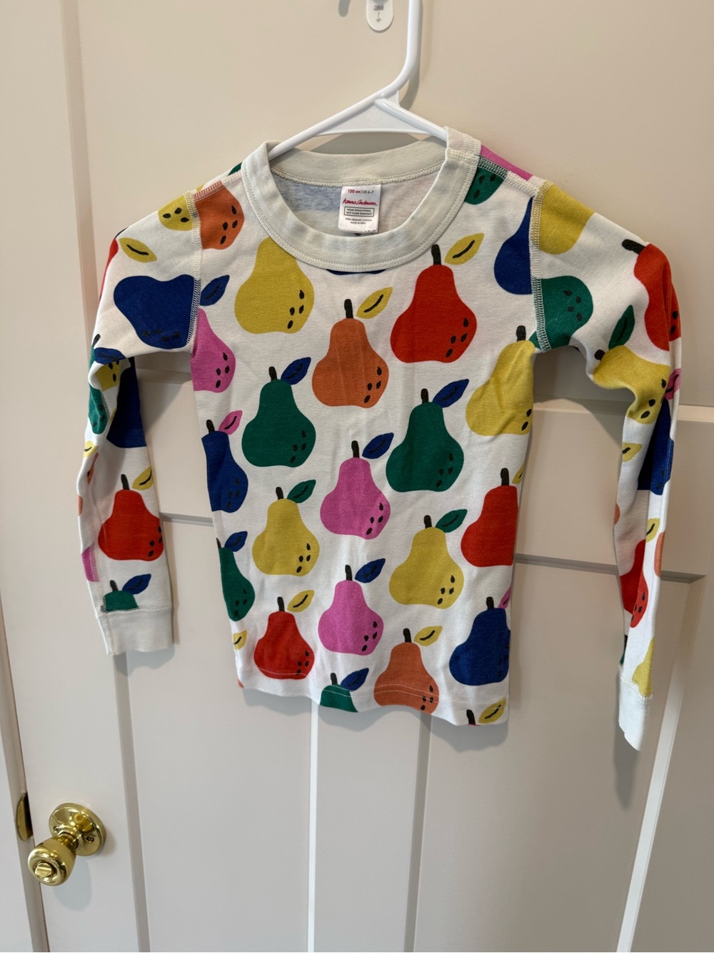 Hanna Andersson White Long Sleeve Pajama Set with Multicolor Pear Print